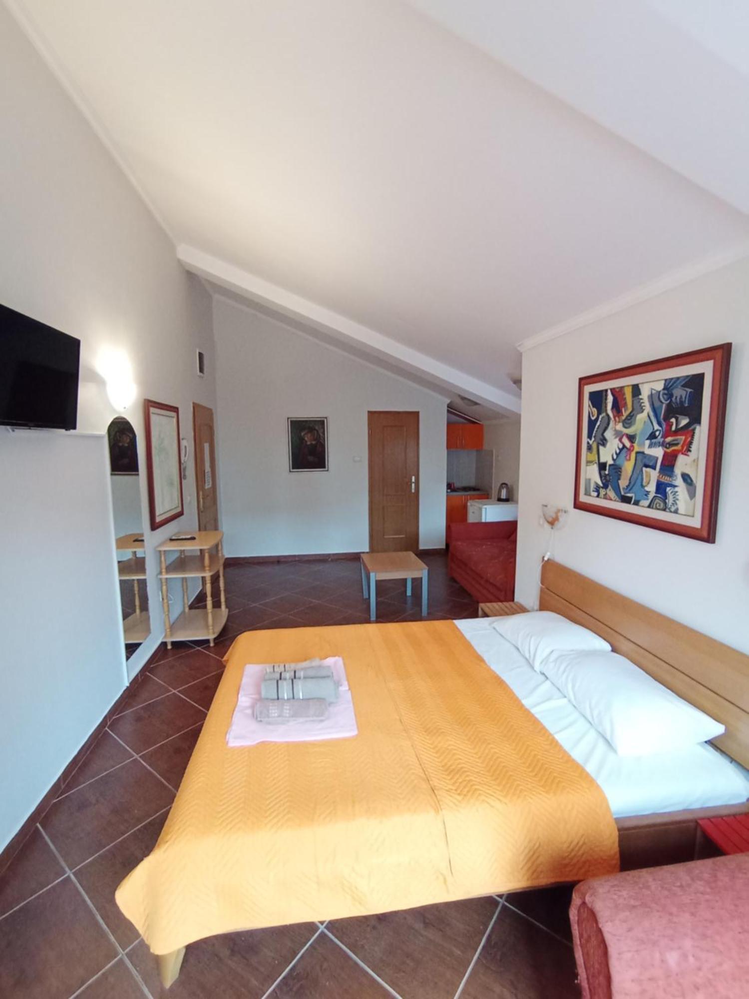 Markovic Aparthotel - Budva Becici Hotel 外观 照片